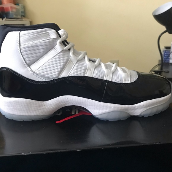 Jordan 11 ‘Concord’ size 12 DS - Picture 4 of 5